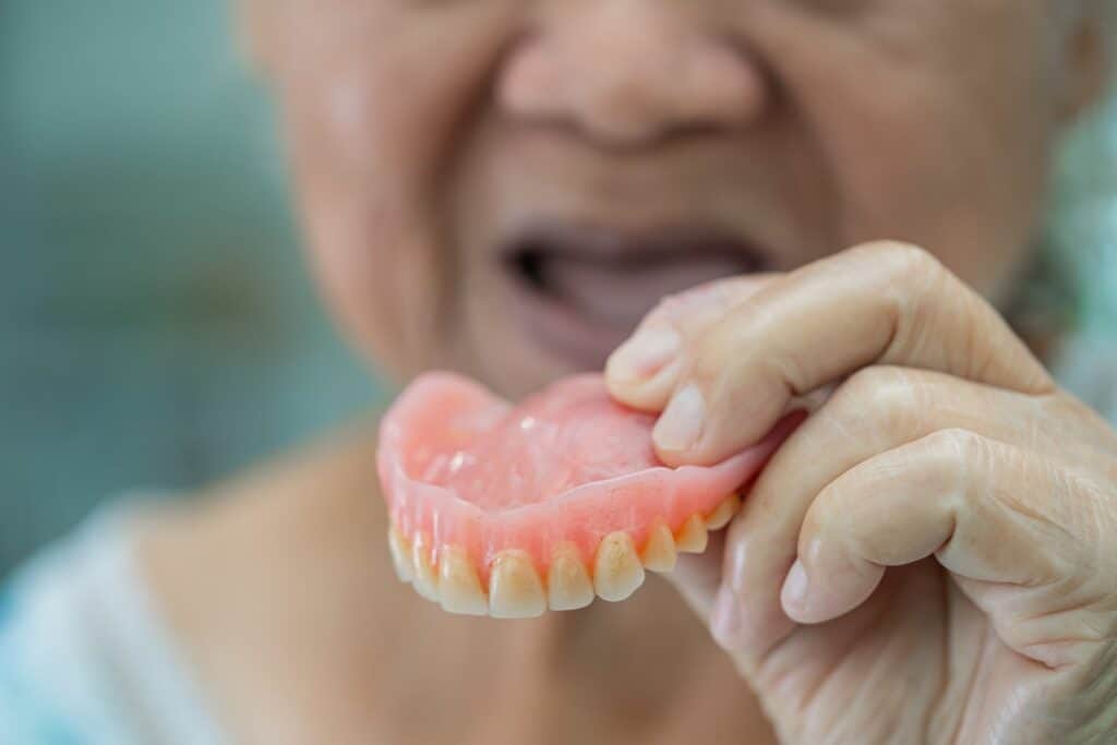 Dentures for missing teeth